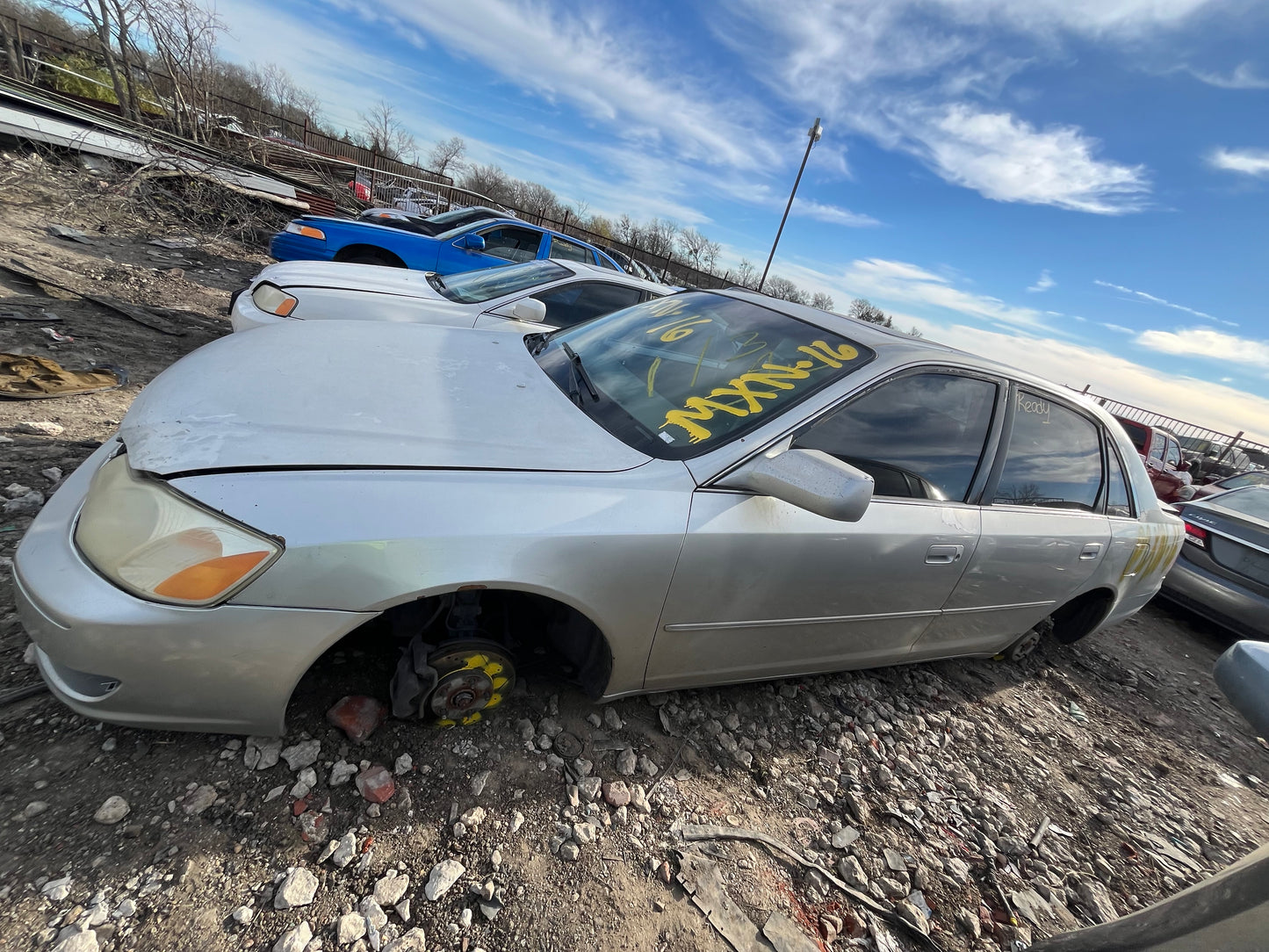 2000-2004 Toyota Avalon - Stock #: M18346