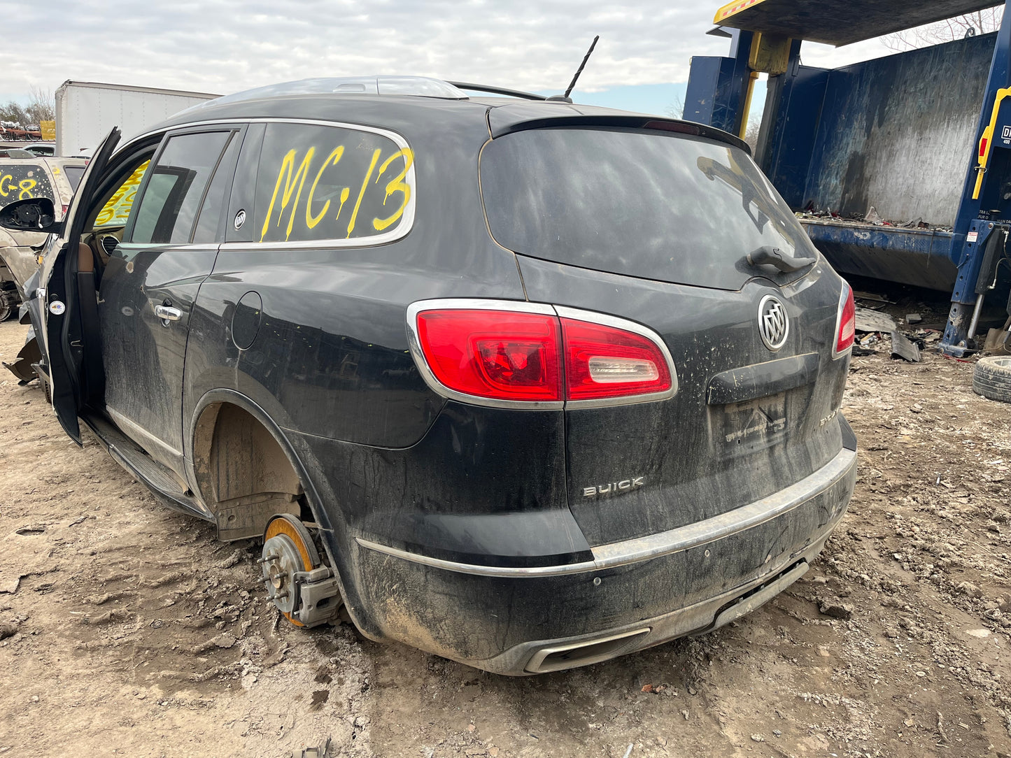 2013.-2017 Buick Enclave - Stock #: M18443