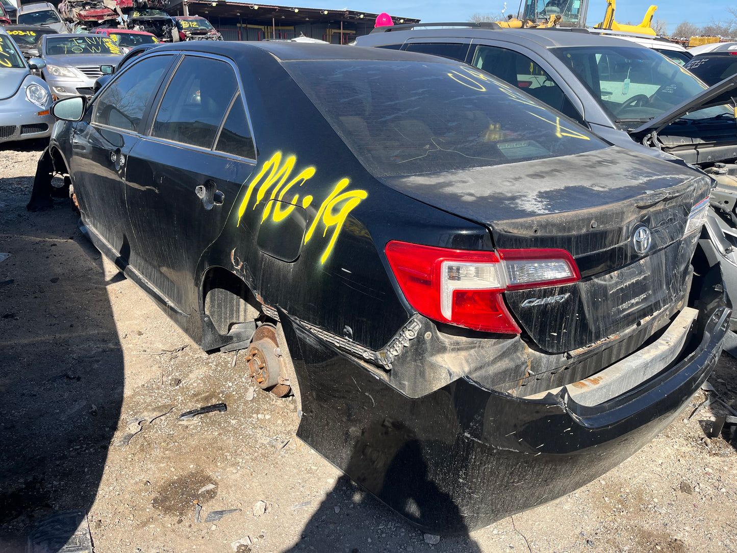 2012-2014 TOYOTA CAMRY - PARTING OUT- MC-19- #M18449