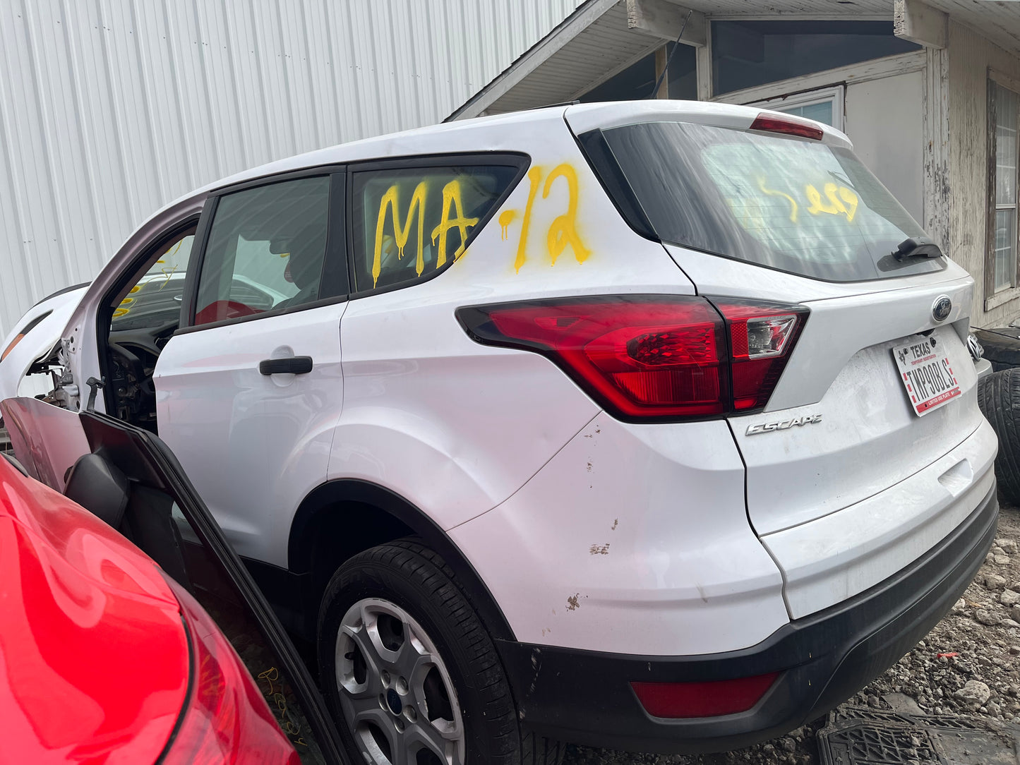 2017-2019 FORD ESCAPE- PARTING OUT- MA-12- # M18402