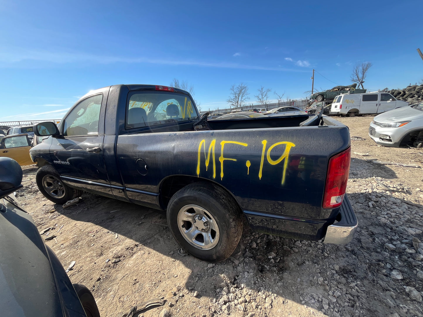 2004 Dodge RAM 1500 - Stock #: M18509 - MF-19