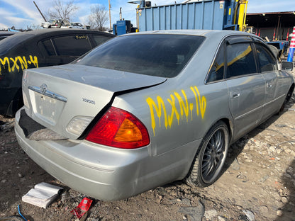 2000-2004 Toyota Avalon - Stock #: M18346