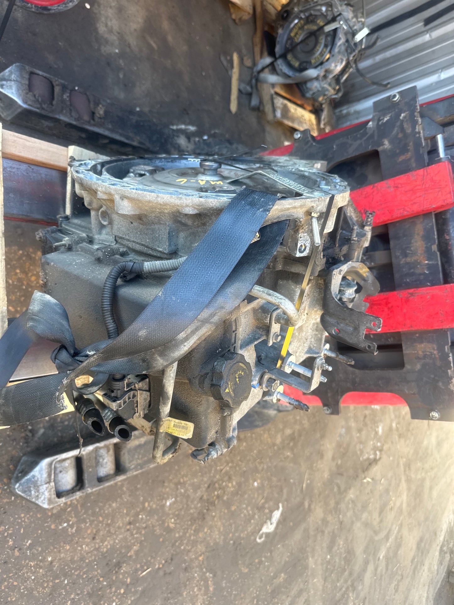 2013 FORD EXPLORER - AUTOMATIC TRANSMISSION - # M18396