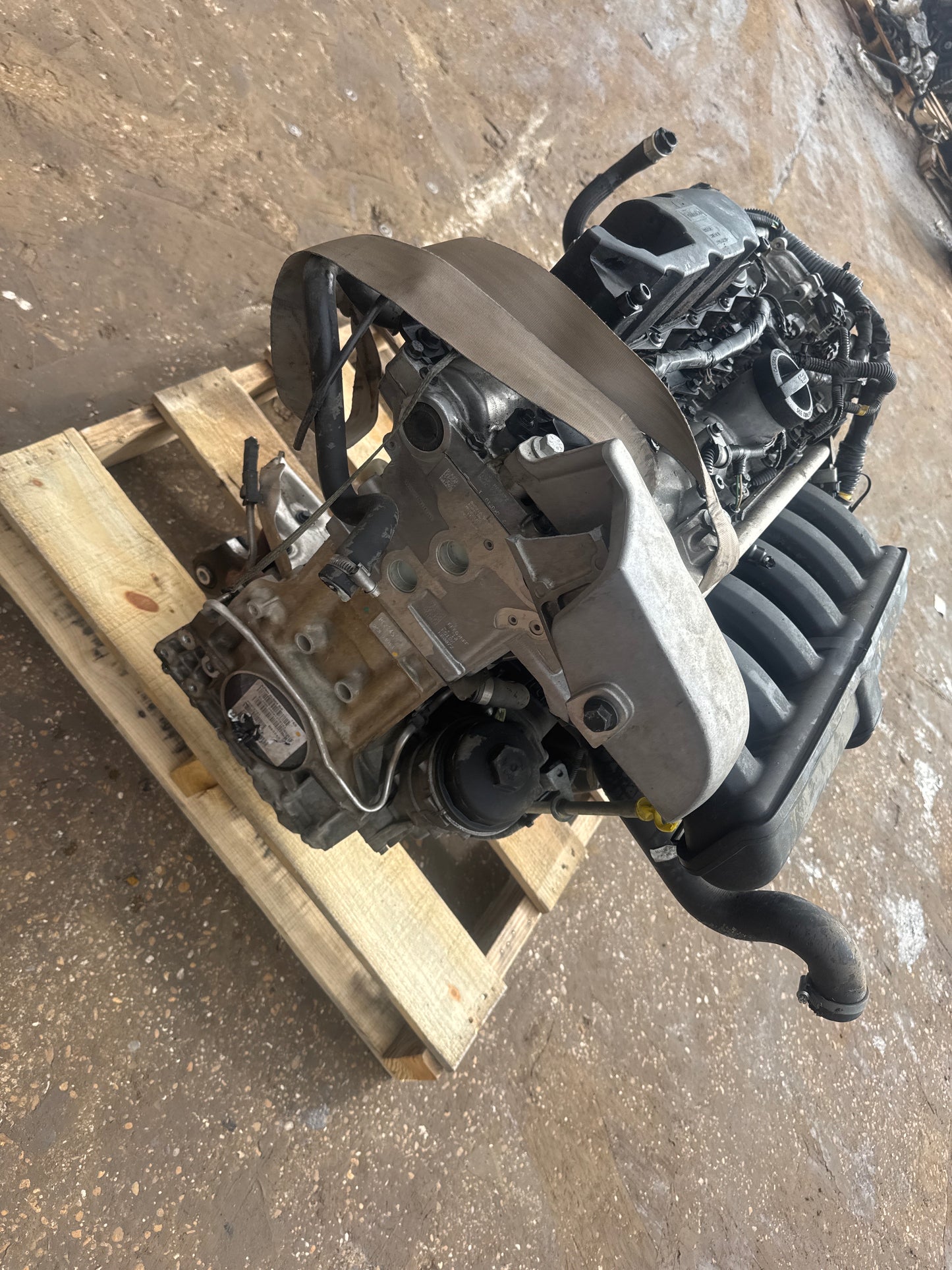 2011-2015 VOLVO XC90  -  3.2 L ENGINE - #M18273