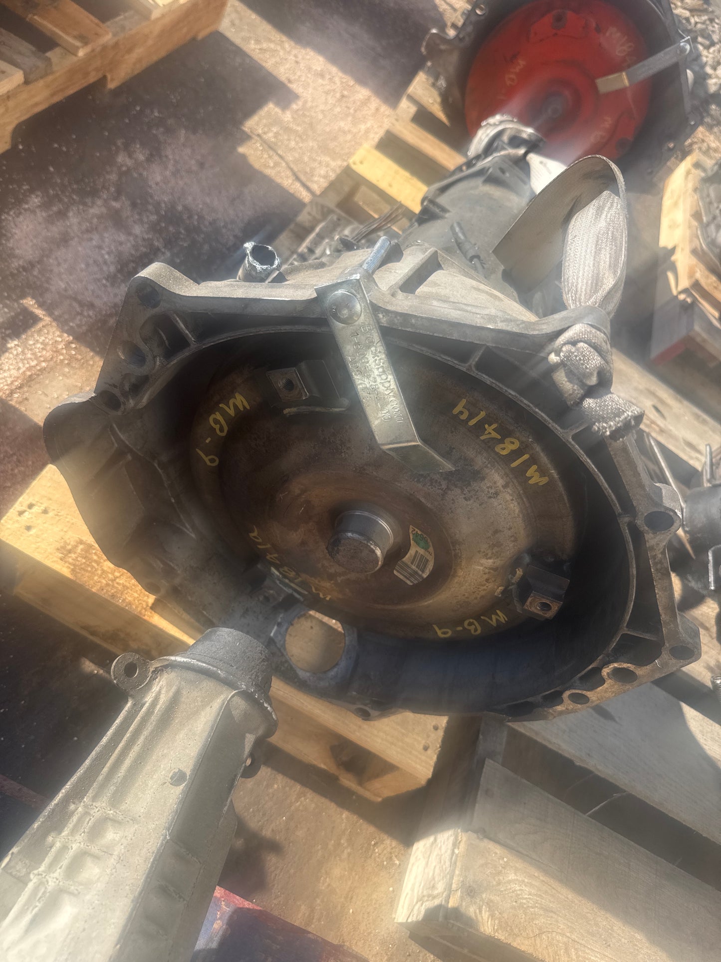 1992-2002 CHEVY SUBURBAN- AUTOMATIC TRANSMISSION -#M18419