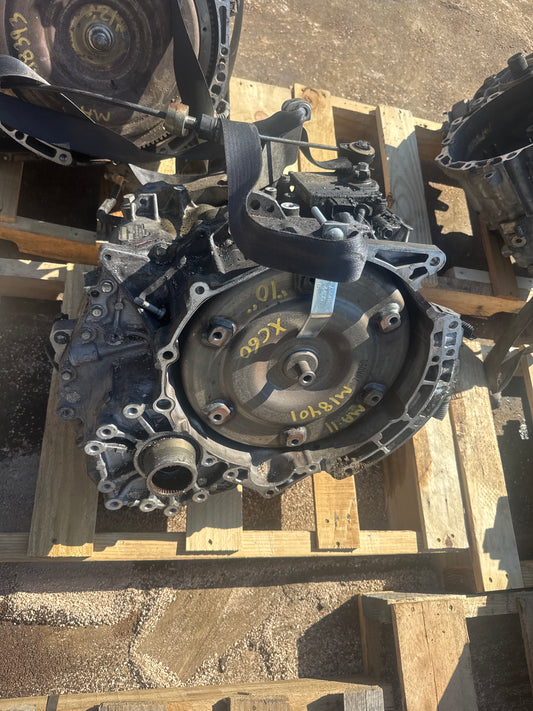 2010 VOLVO XC60  -  AUTOMATIC TRANSMISSION - #M18401