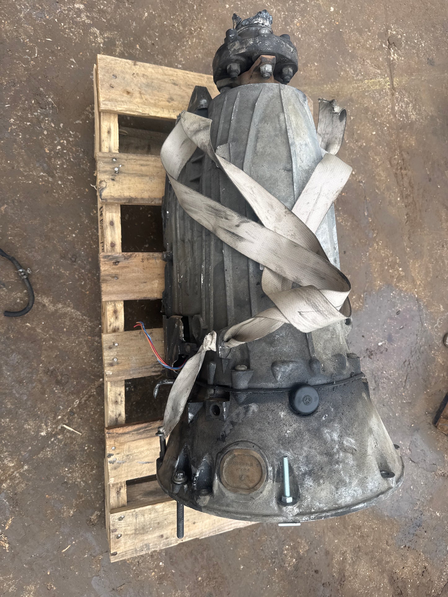 2009-2011 MERCEDES C300 - AUTOMATIC TRANSMISSION - # M18325