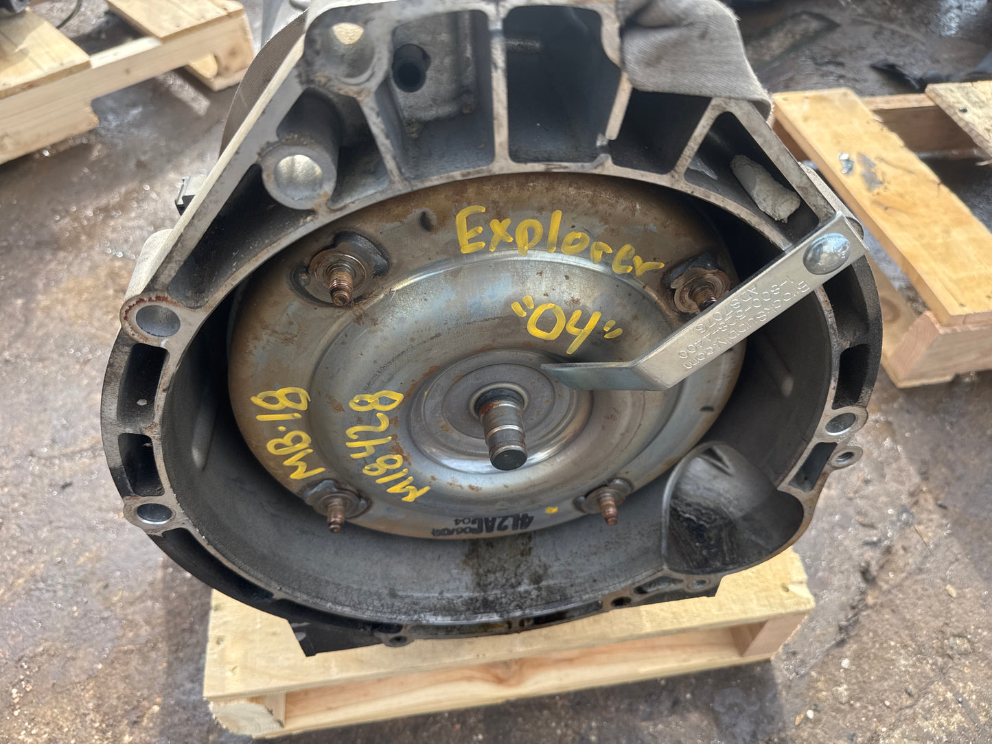 2004-2005 FORD EXPLORER  -  AUTOMATIC TRANSMISSION - #M18428