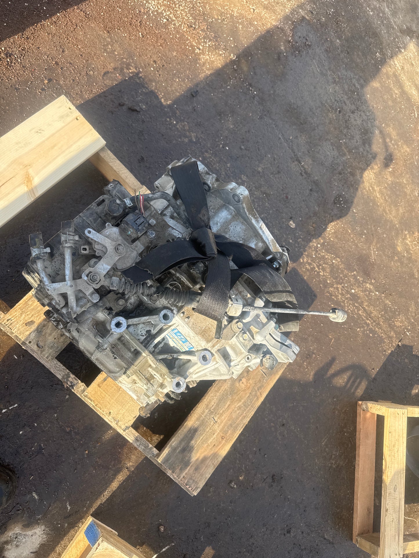 2015-2016 HYUNDAI ELANTRA - AUTOMATIC TRANSMISSION - # M18441