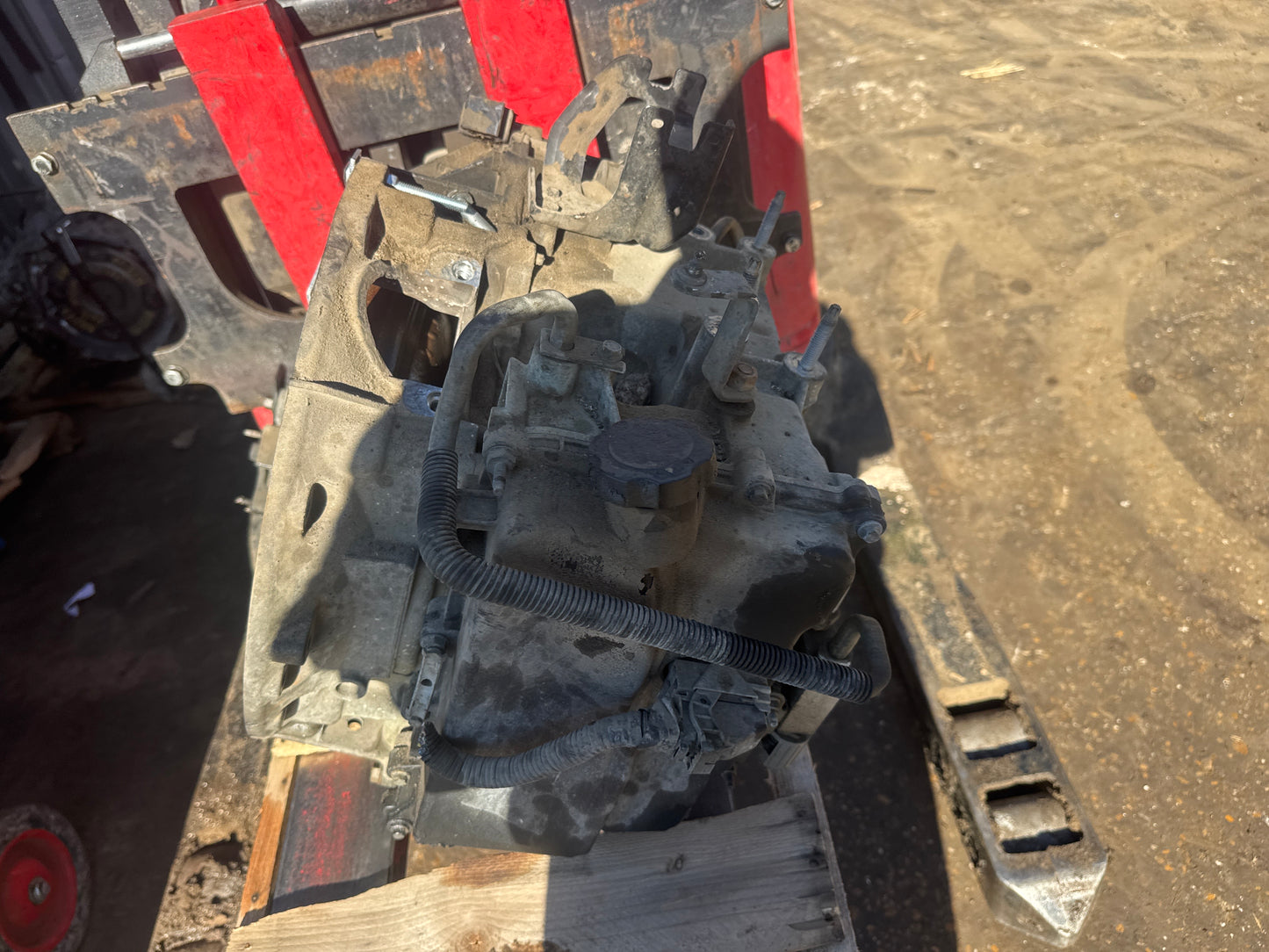 2012 LINCOLN MKS - AUTOMATIC TRANSMISSION - # M18356