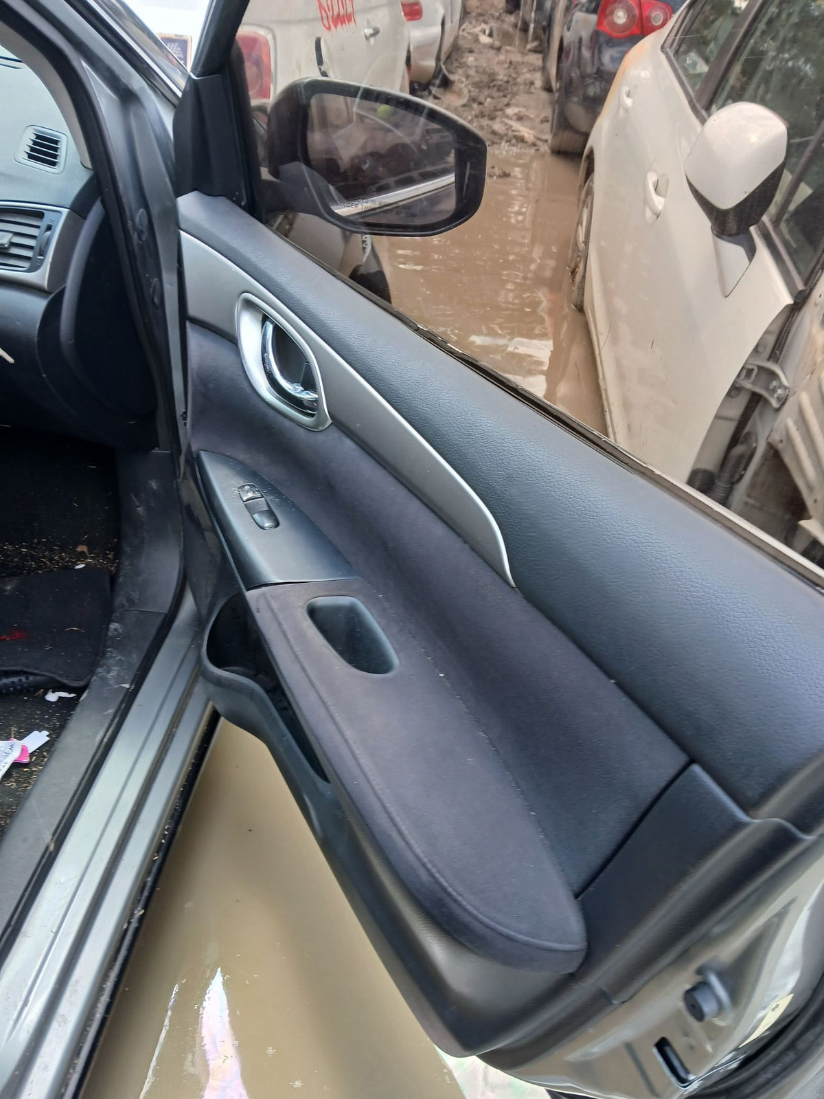CA_VEHICLE_MEDIA:12216725819:3028801954