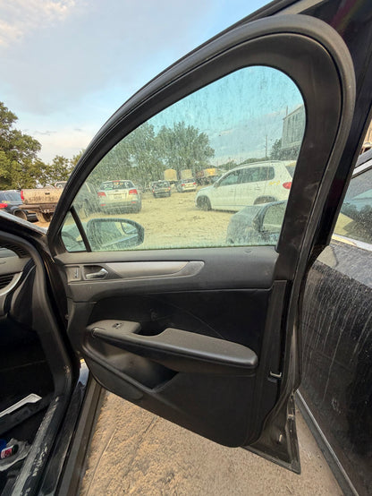 CA_VEHICLE_MEDIA:12818144458:3205921660
