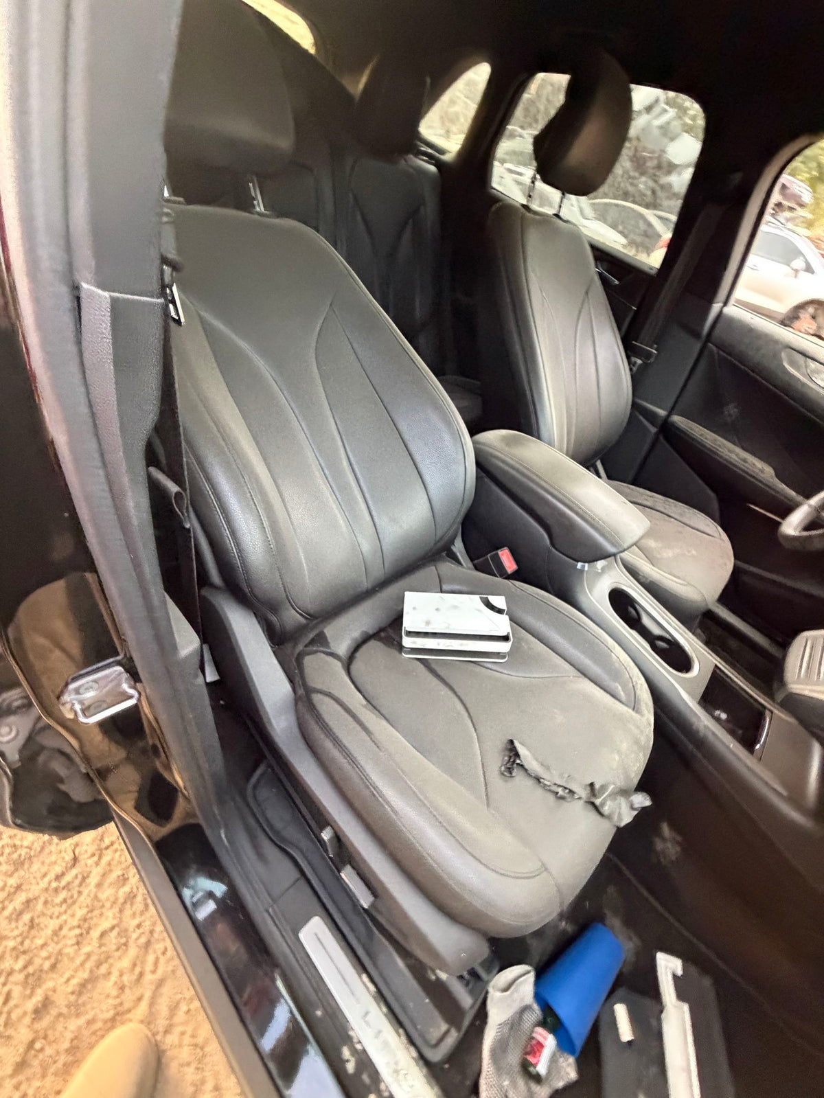 CA_VEHICLE_MEDIA:12818144458:3205921662