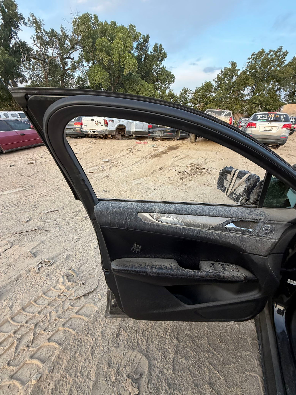 CA_VEHICLE_MEDIA:12818144458:3205923427