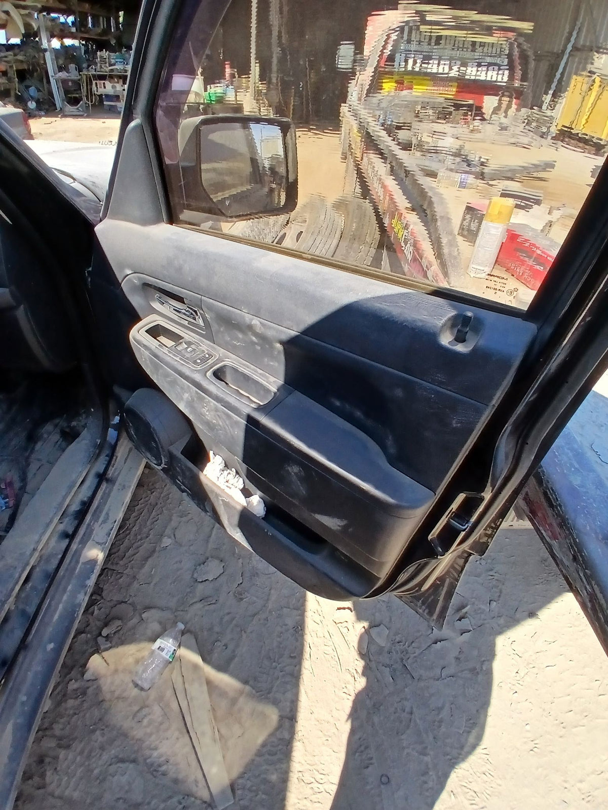 CA_VEHICLE_MEDIA:12877936325:3233972477