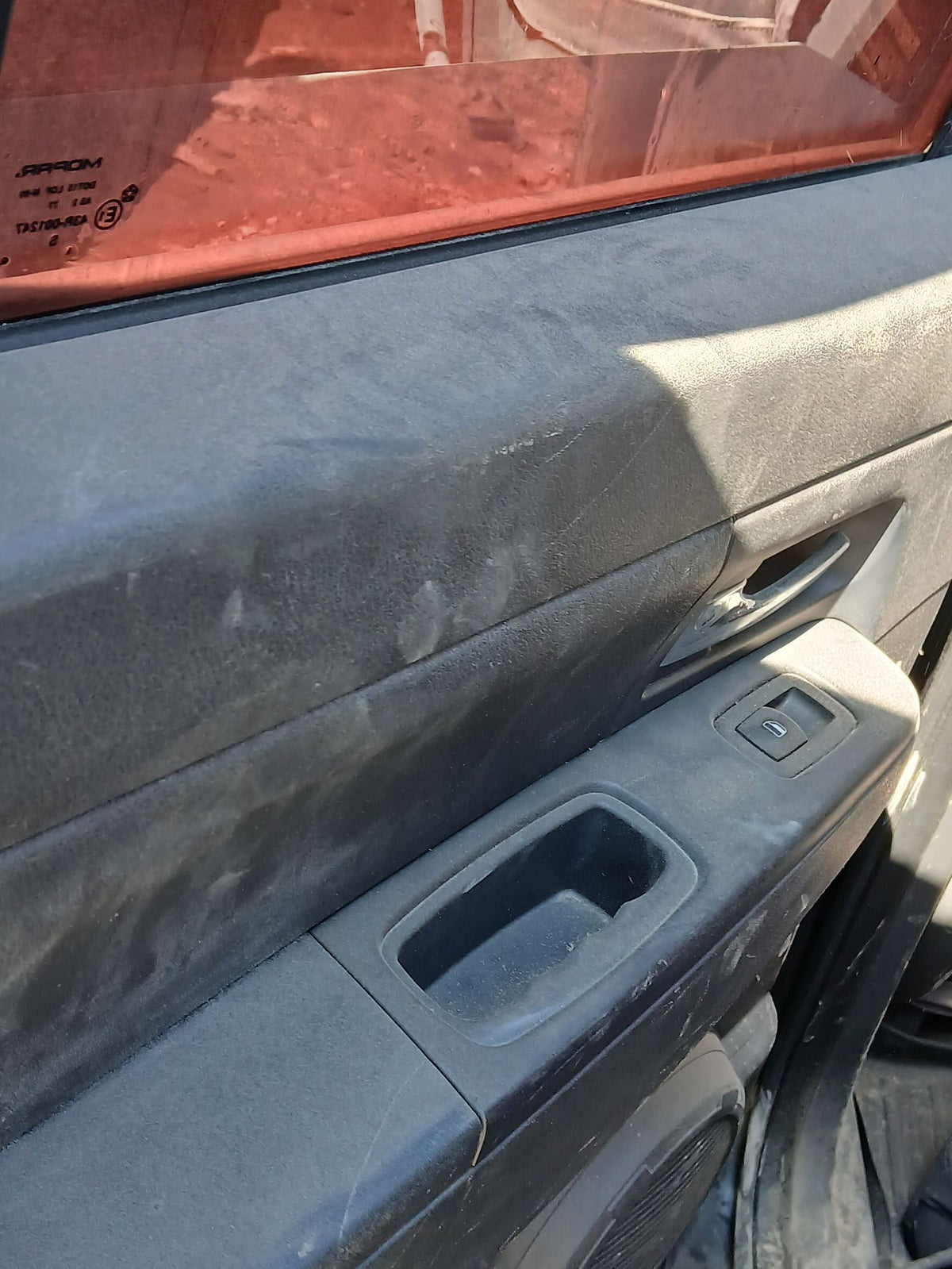 CA_VEHICLE_MEDIA:12877936325:3233975834