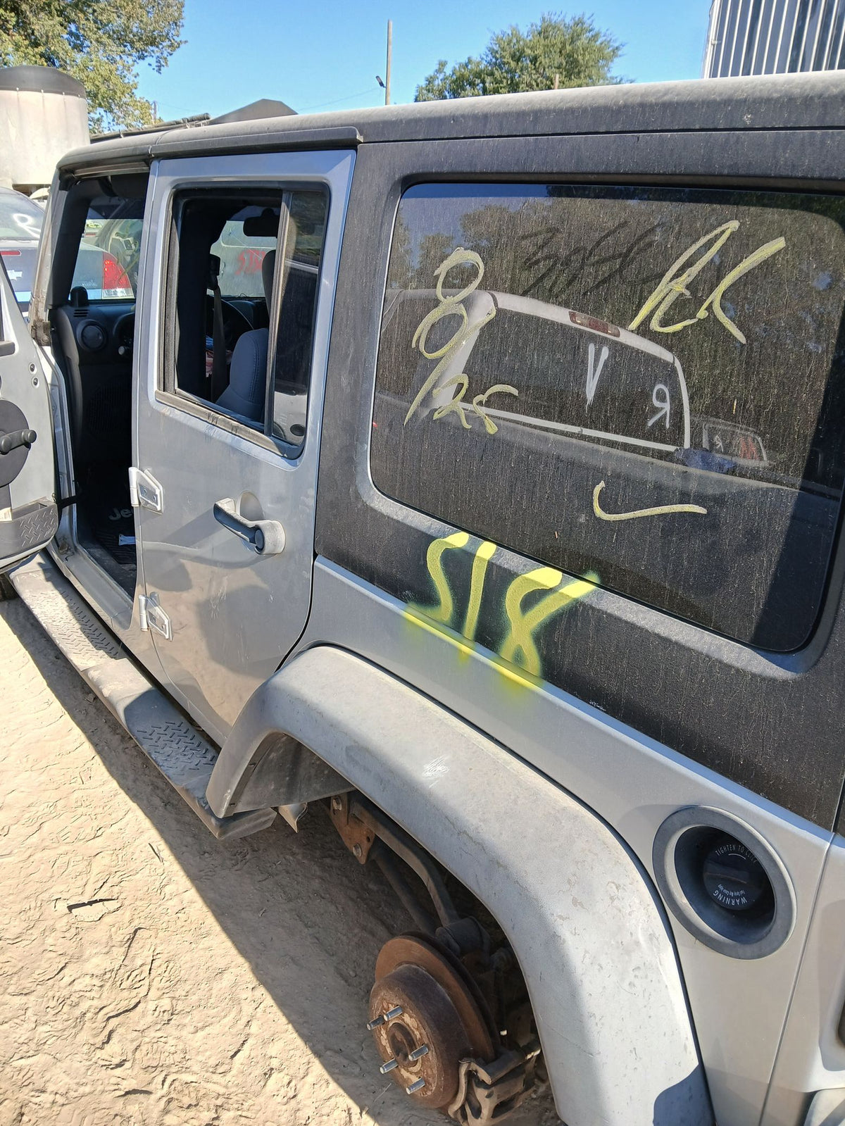 CA_VEHICLE_MEDIA:12931937894:3214717203