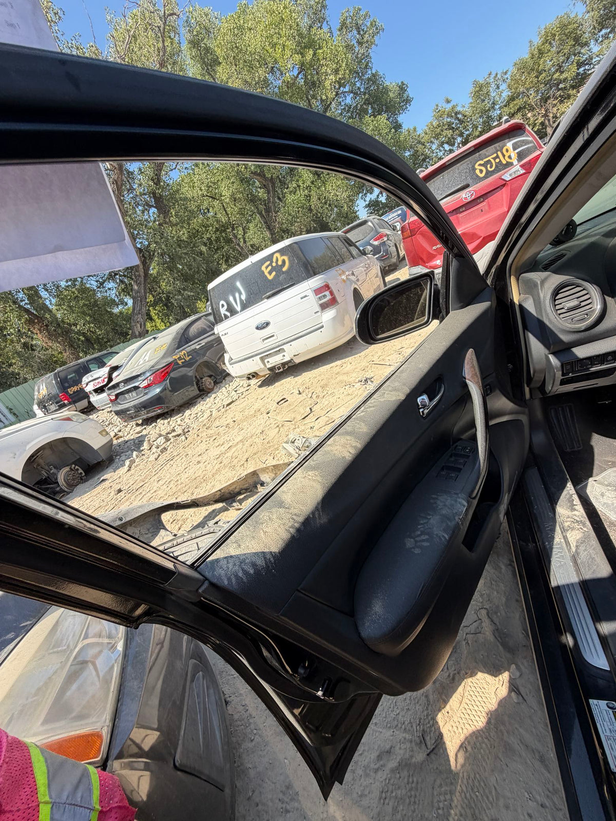 CA_VEHICLE_MEDIA:12993732460:3237753231