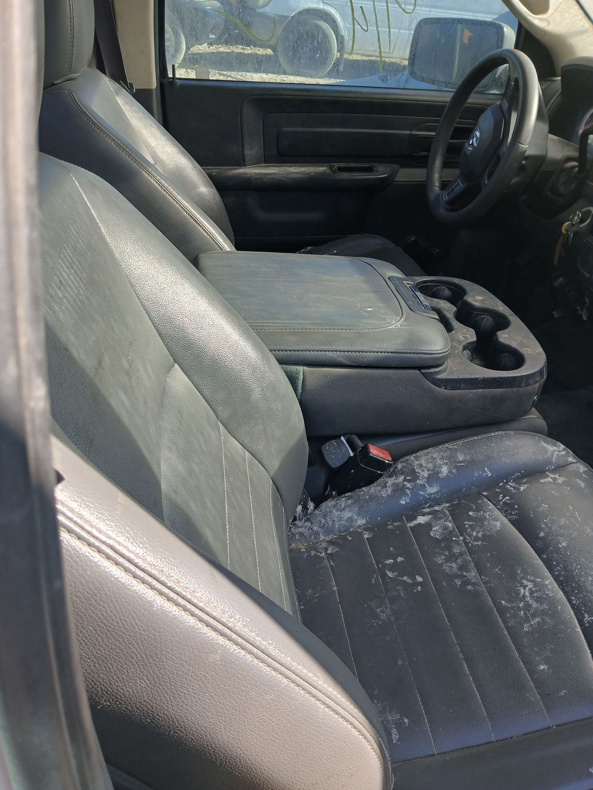 CA_VEHICLE_MEDIA:13036751627:3245827553