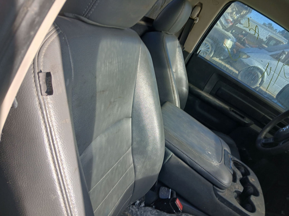 CA_VEHICLE_MEDIA:13036751627:3245828109