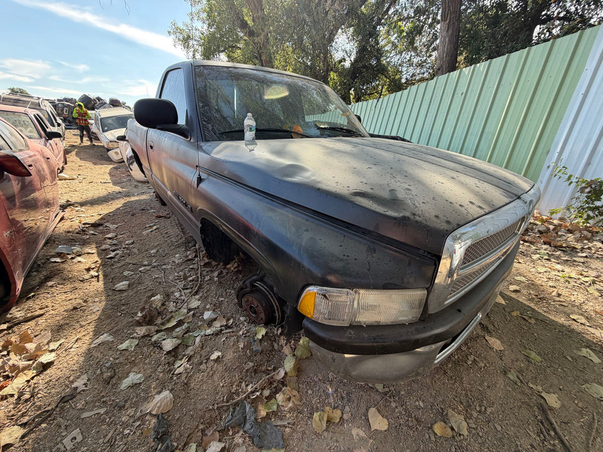 CA_VEHICLE_MEDIA:13090786661:3262667063