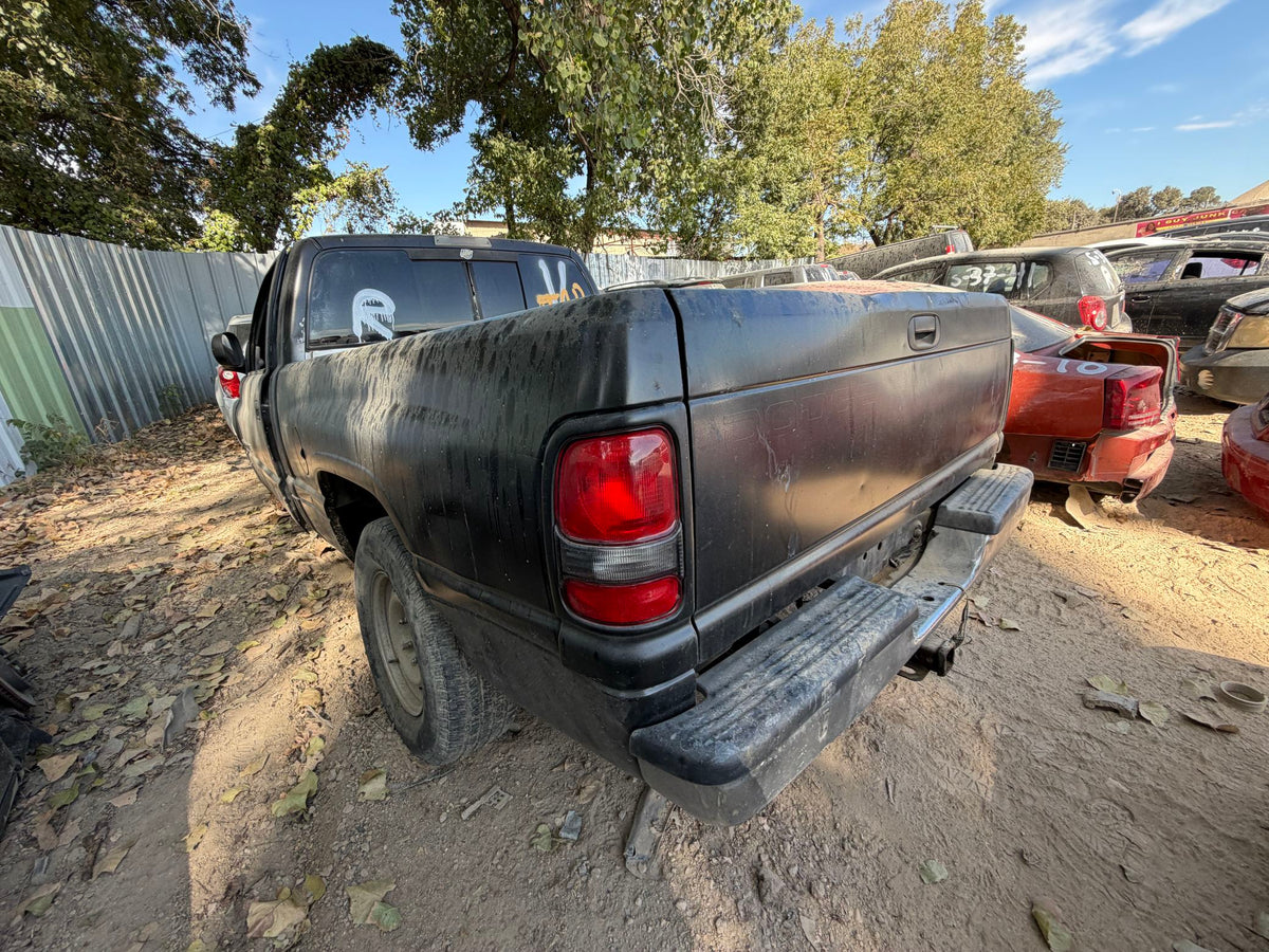 CA_VEHICLE_MEDIA:13090786661:3262667436