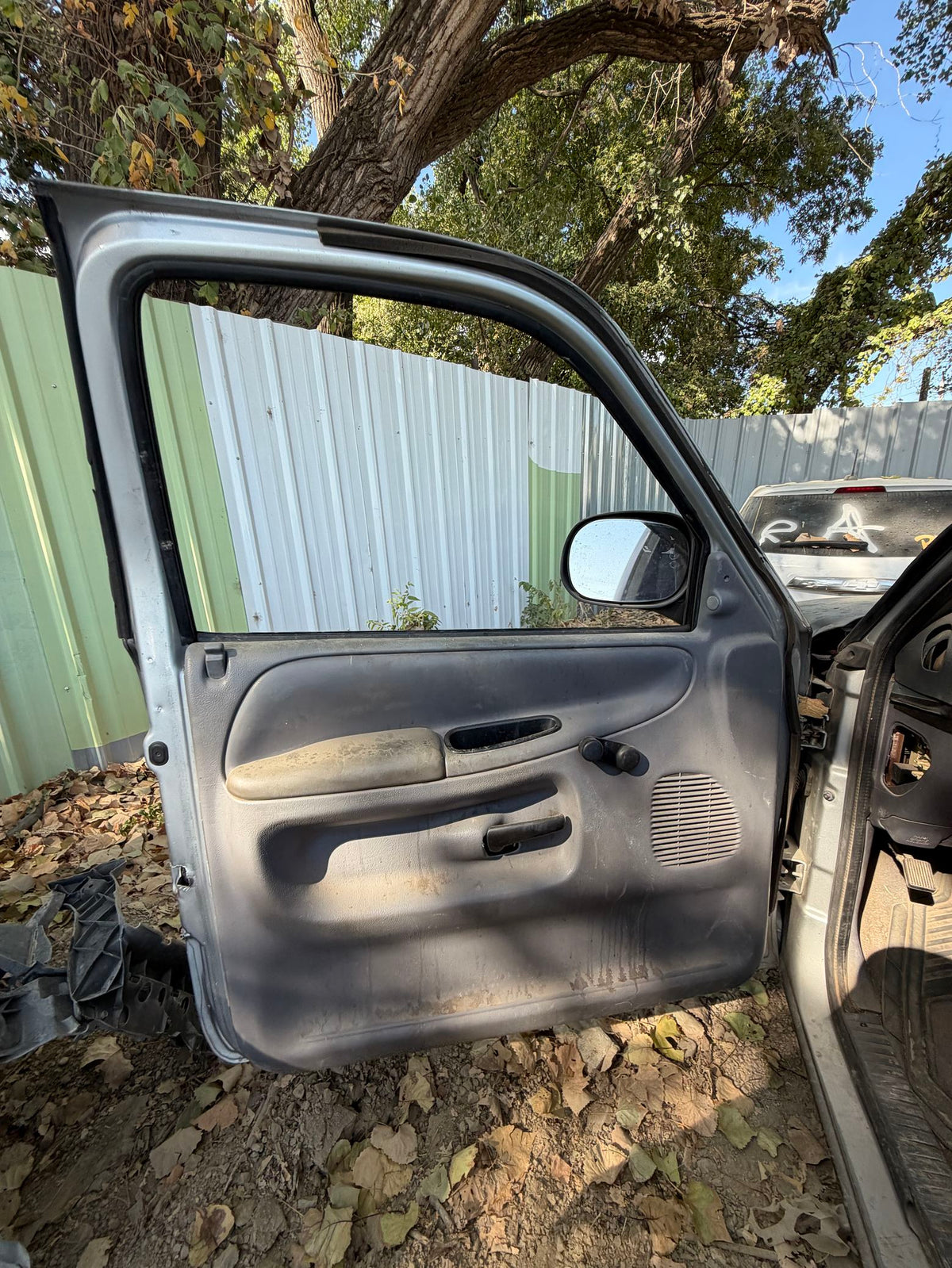 CA_VEHICLE_MEDIA:13090786661:3262667604