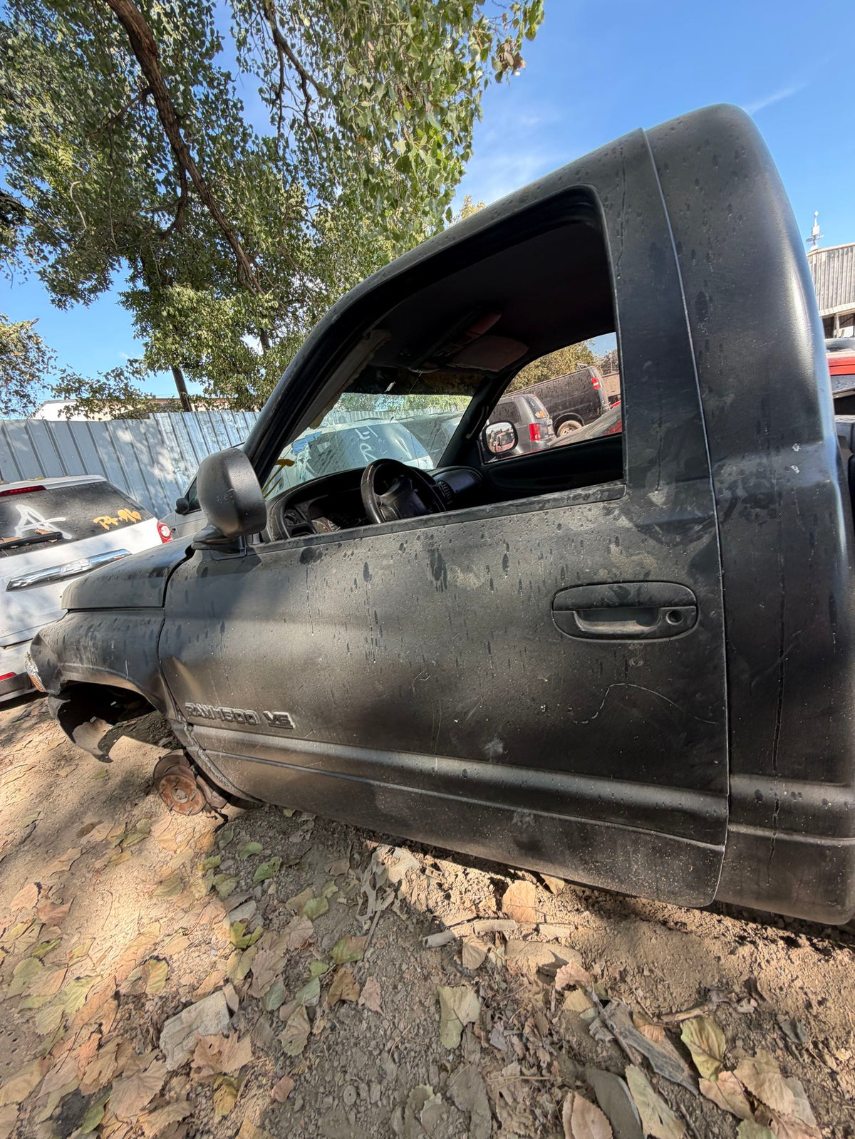 CA_VEHICLE_MEDIA:13090786661:3262667610