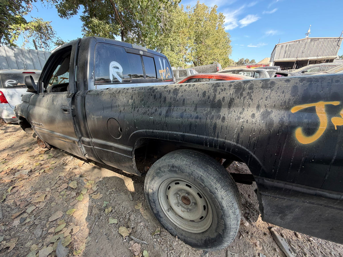 CA_VEHICLE_MEDIA:13090786661:3262667613