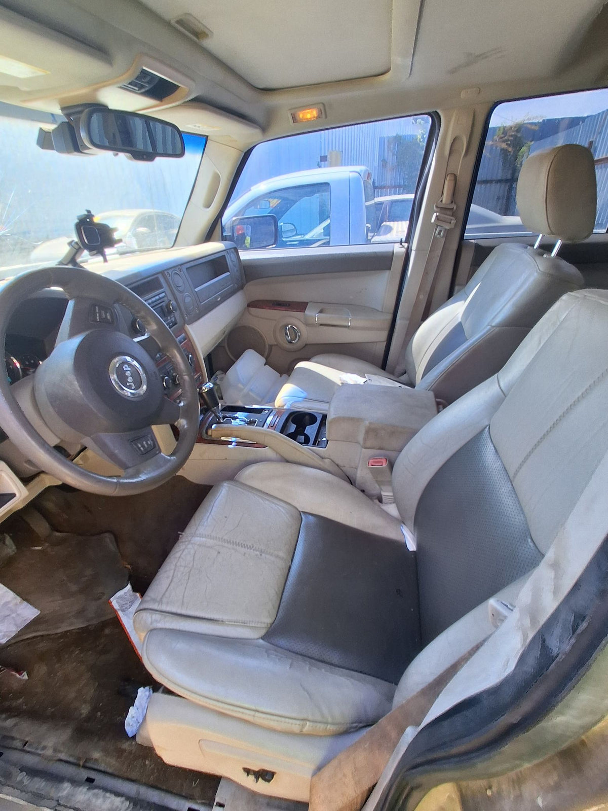 CA_VEHICLE_MEDIA:13090789885:3264753871