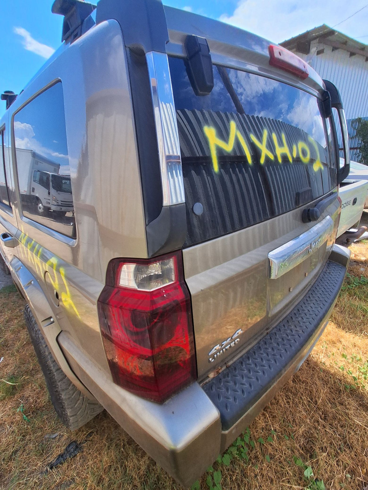 CA_VEHICLE_MEDIA:13090789885:3264754228