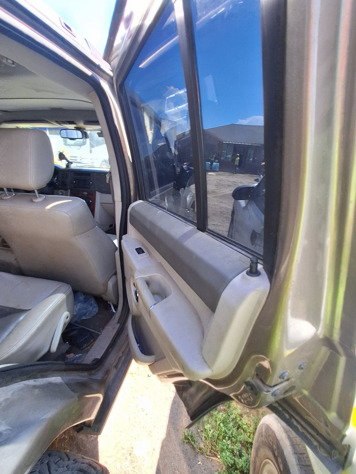 CA_VEHICLE_MEDIA:13090789885:3264754467