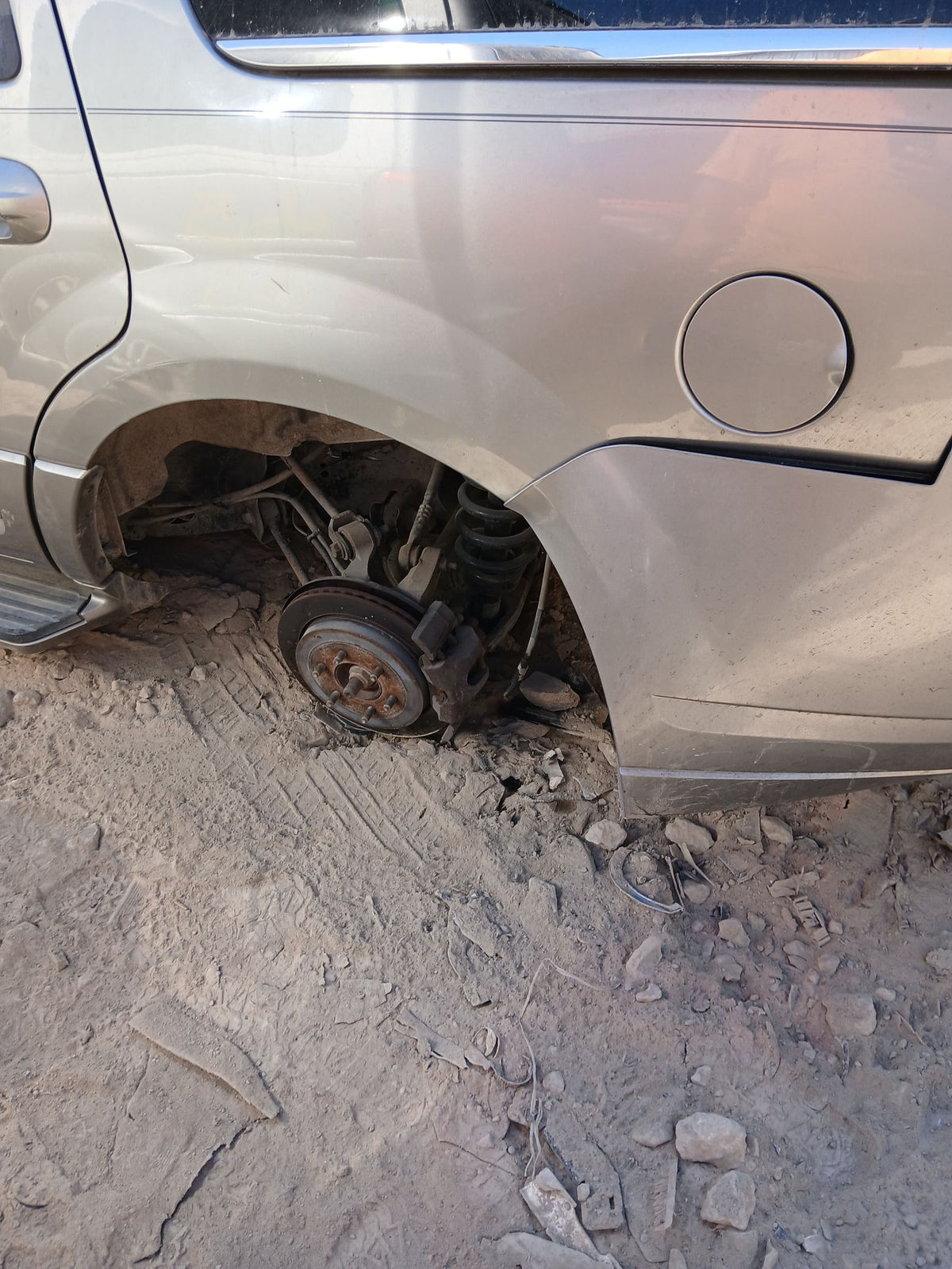 CA_VEHICLE_MEDIA:13090791149:3262687384
