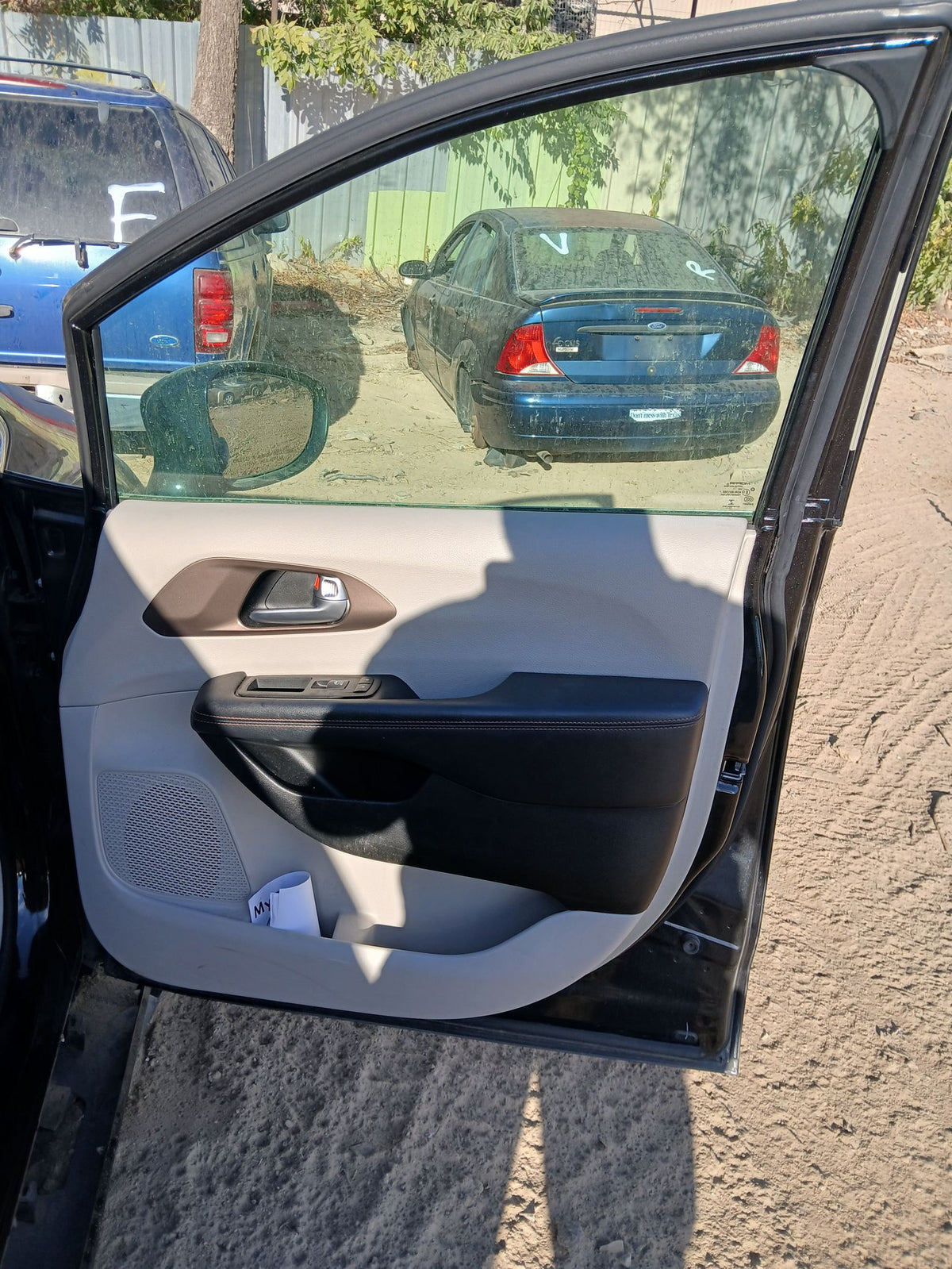 CA_VEHICLE_MEDIA:13090791151:3261334519