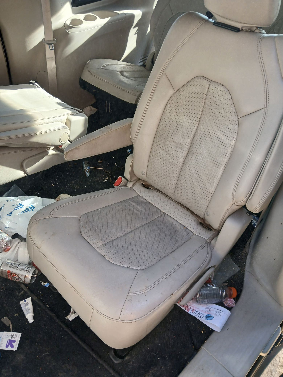 CA_VEHICLE_MEDIA:13090791151:3261368326