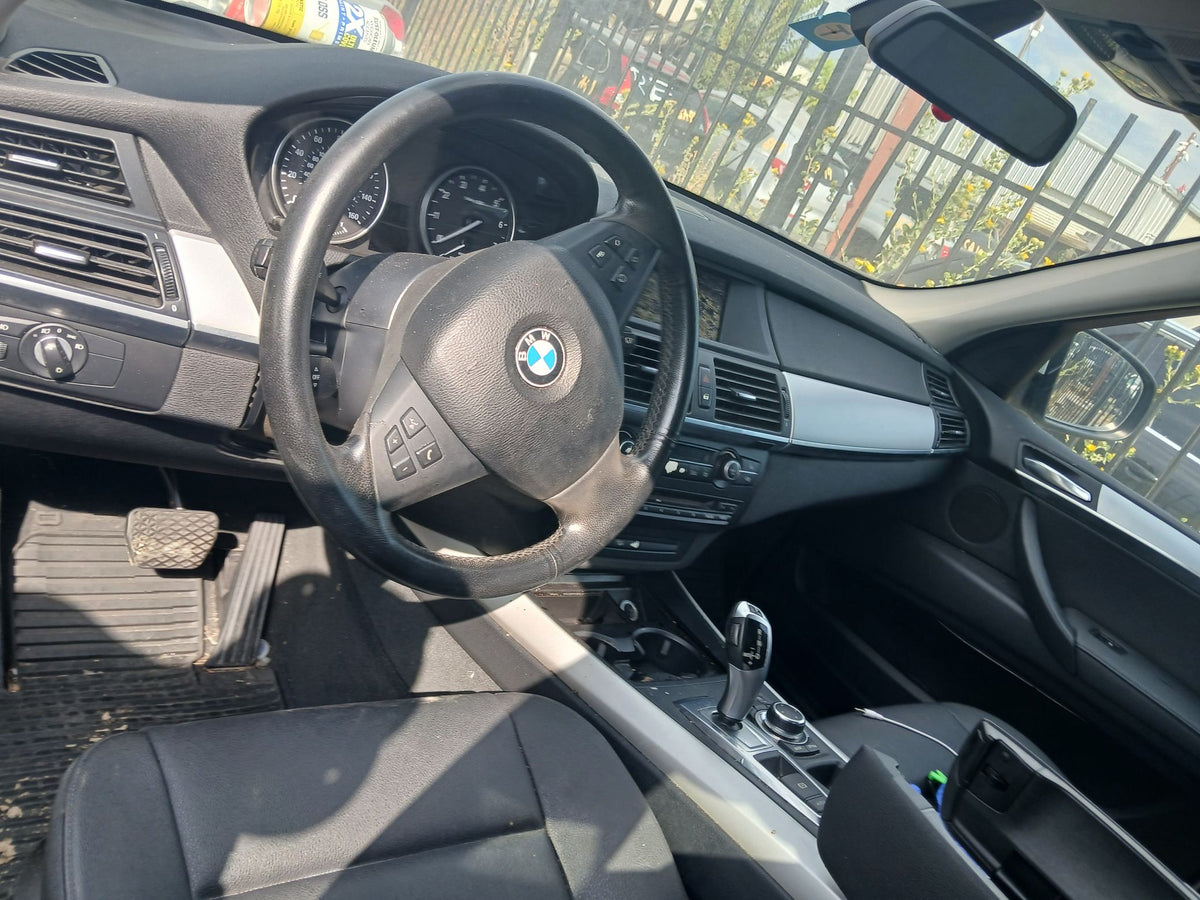 CA_VEHICLE_MEDIA:13146666221:3276922207