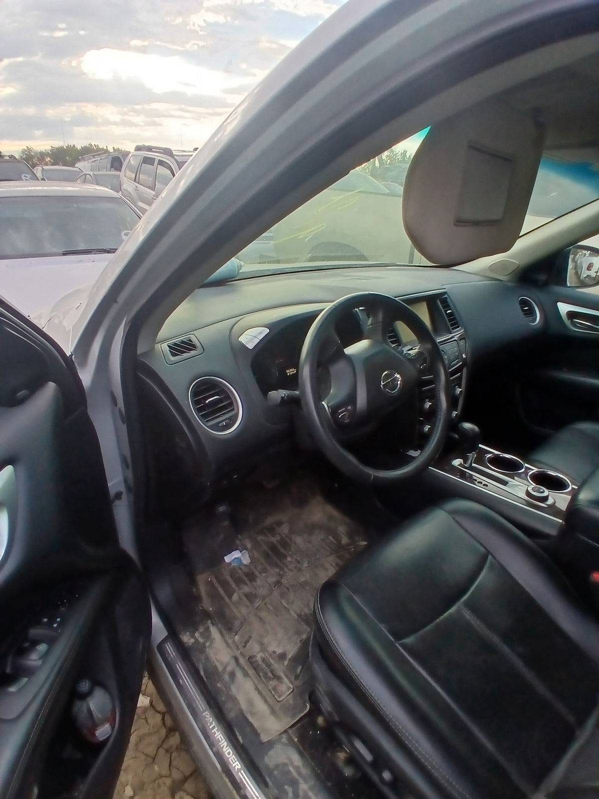 CA_VEHICLE_MEDIA:13146666230:3276546879