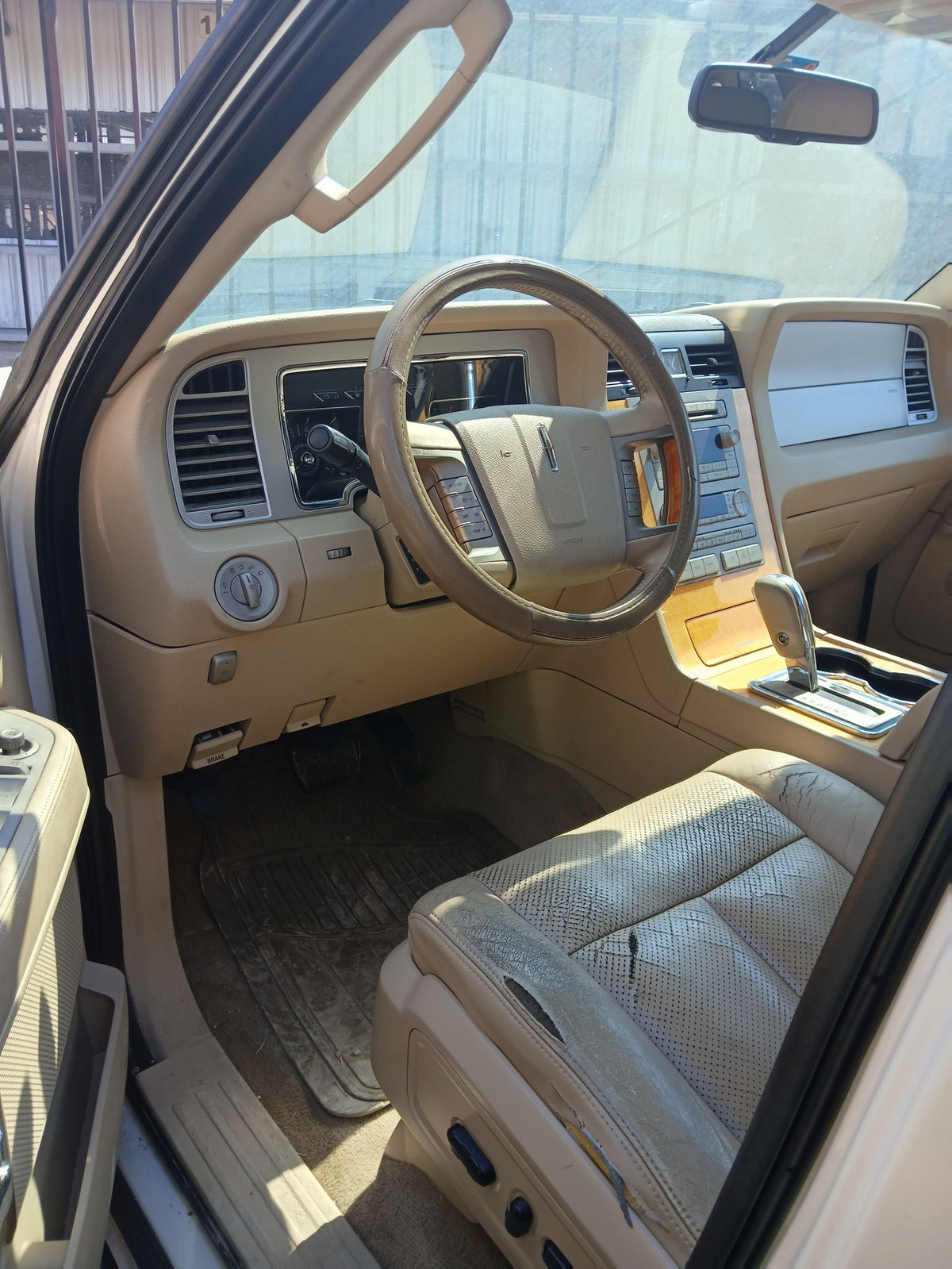 CA_VEHICLE_MEDIA:13146666232:3277745933