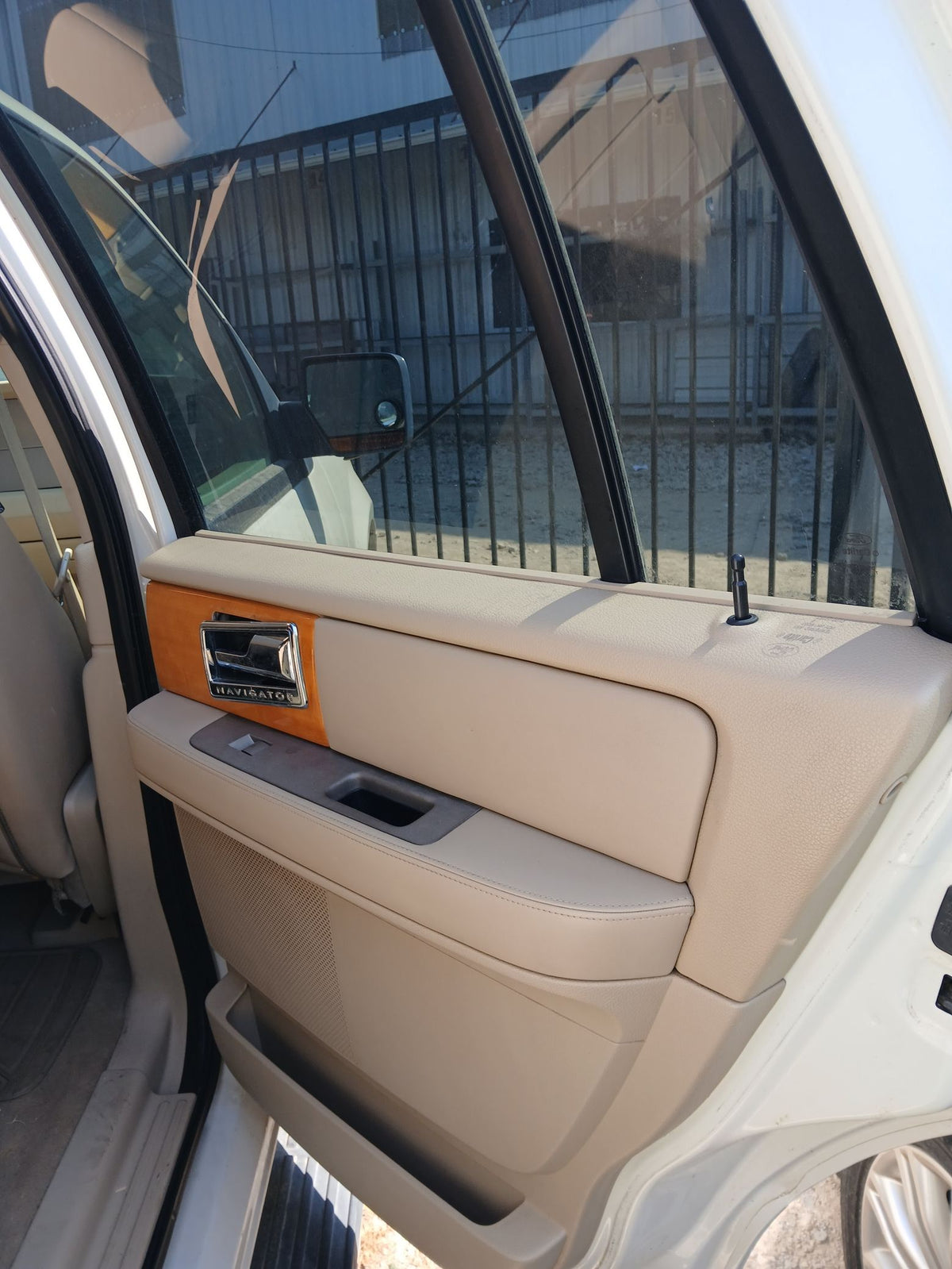 CA_VEHICLE_MEDIA:13146666232:3277746985