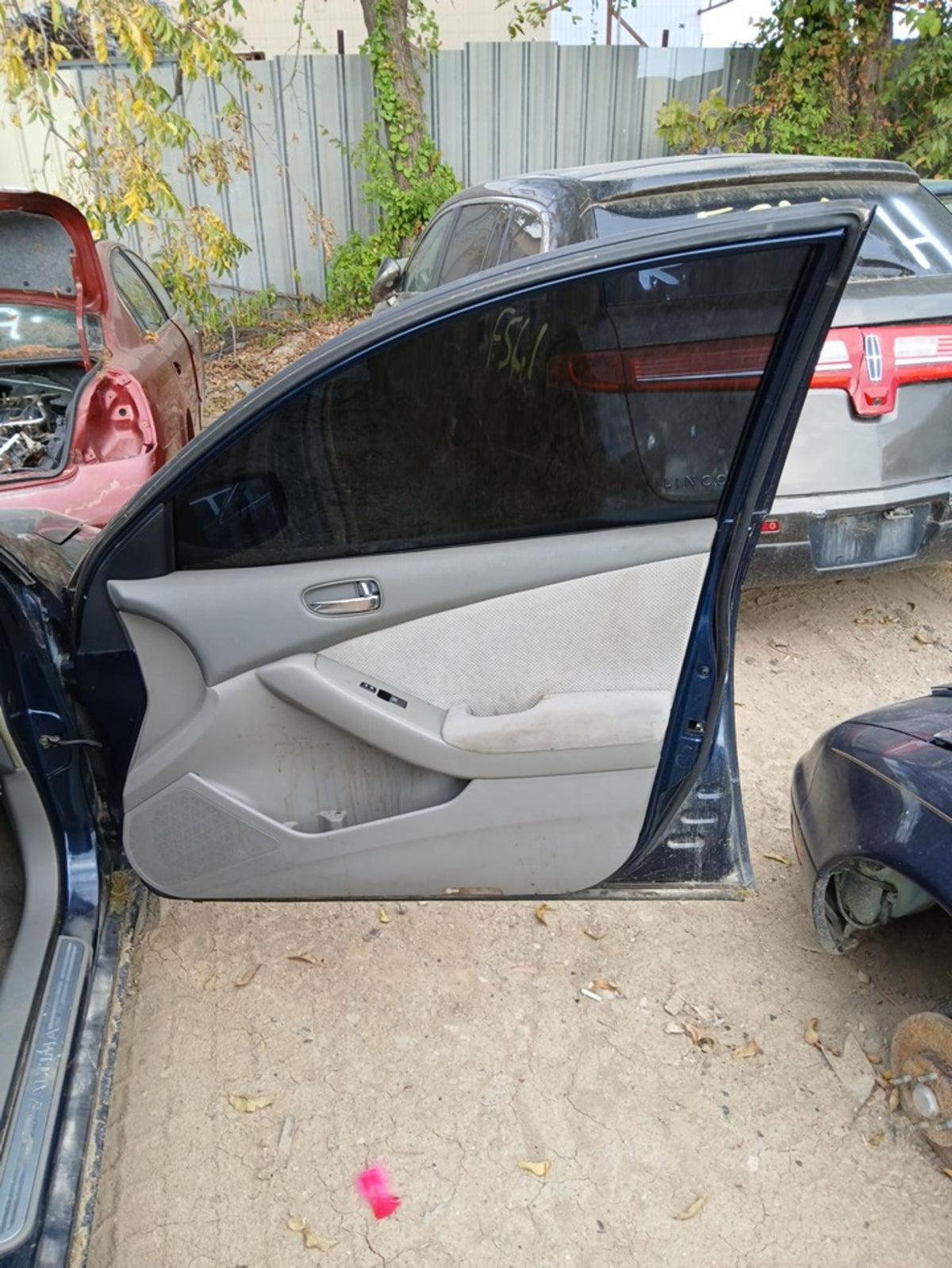CA_VEHICLE_MEDIA:13146687858:3276677472