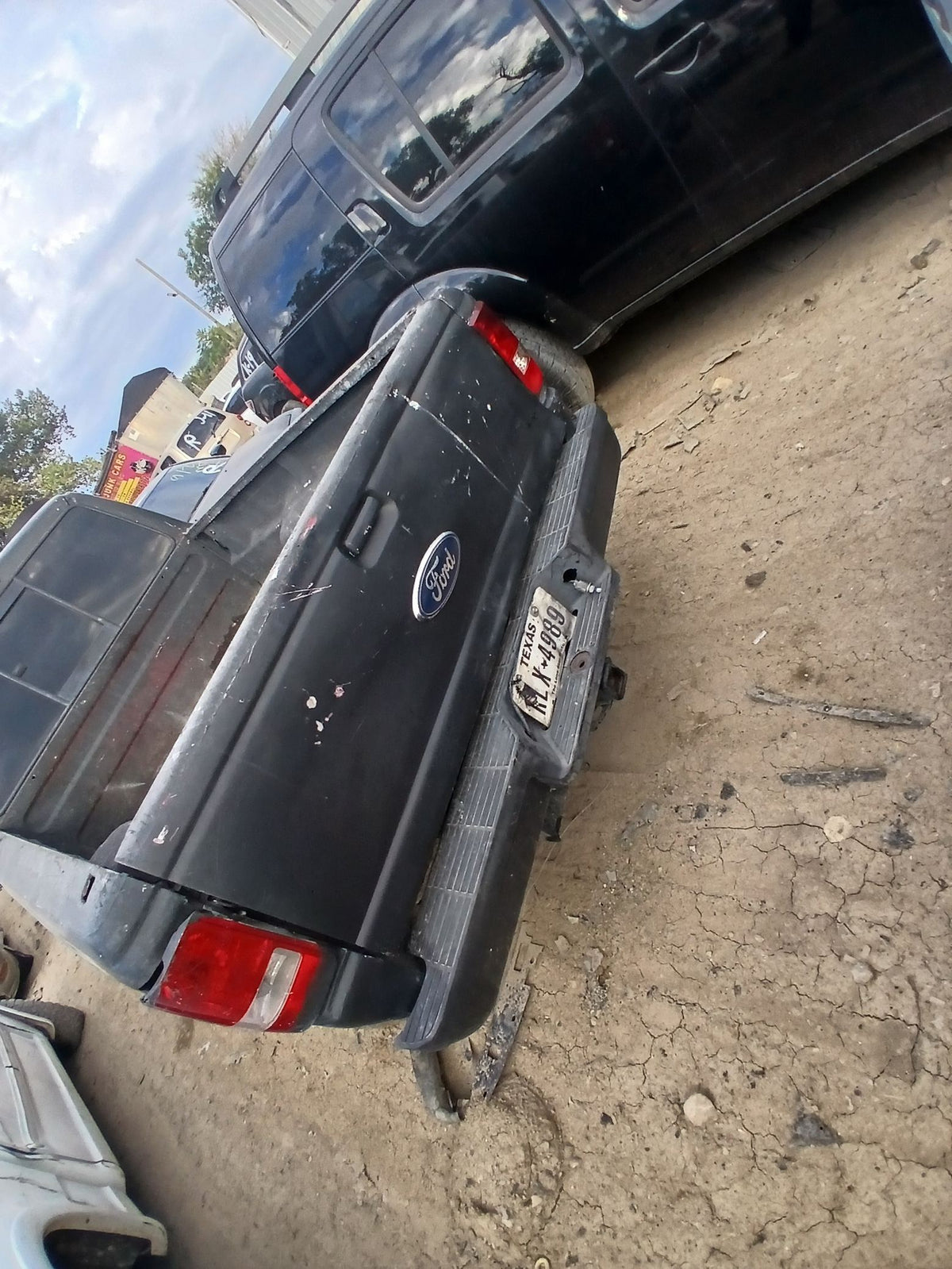 CA_VEHICLE_MEDIA:13146699588:3276514009