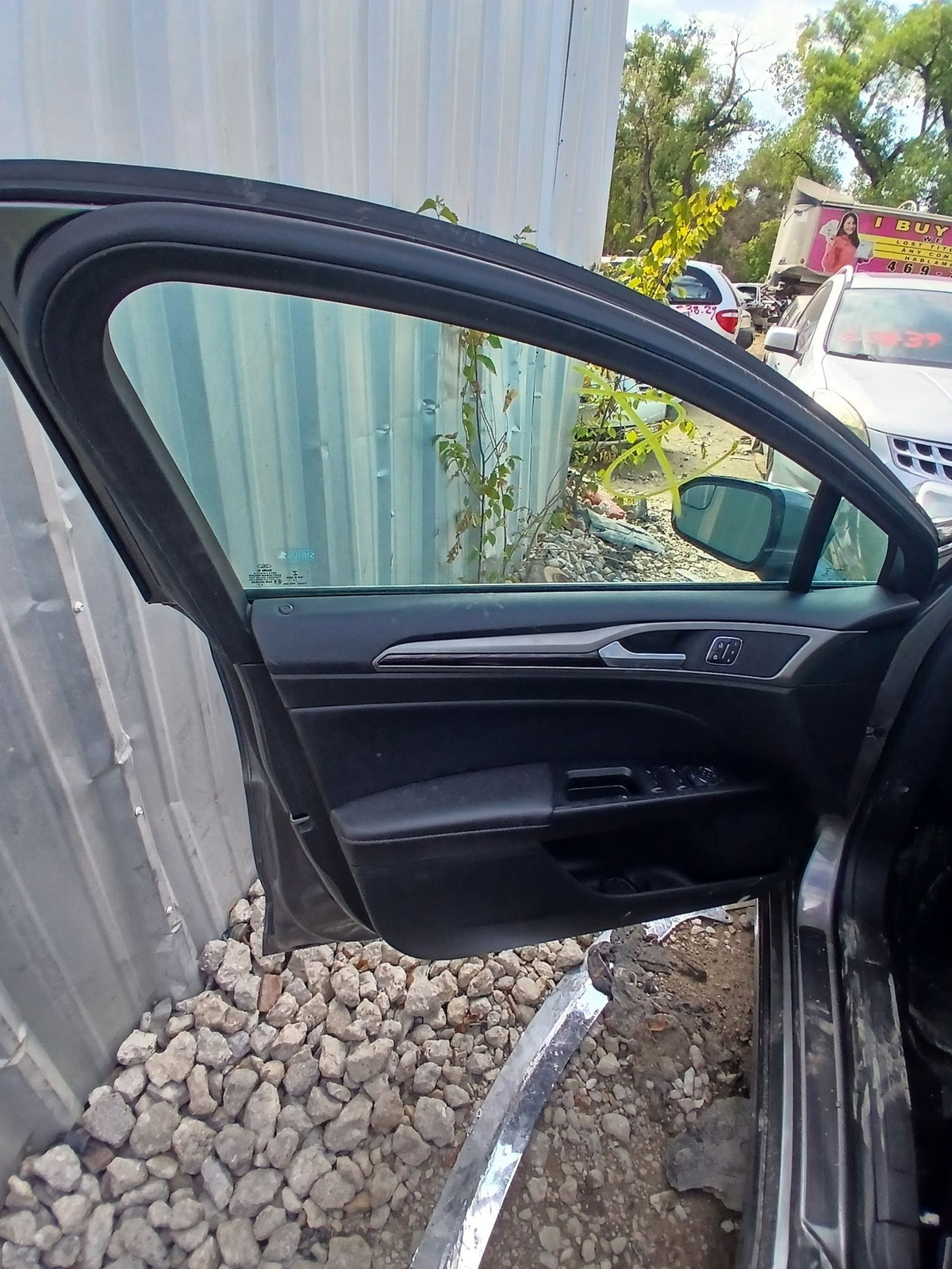 CA_VEHICLE_MEDIA:13146699589:3277094456