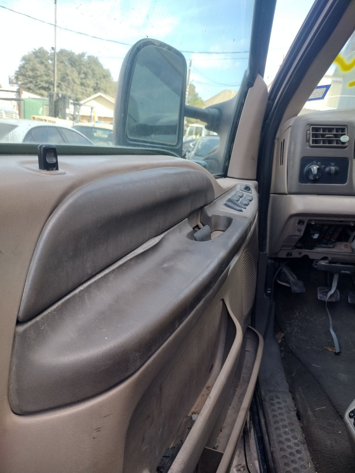CA_VEHICLE_MEDIA:13146699591:3280308683