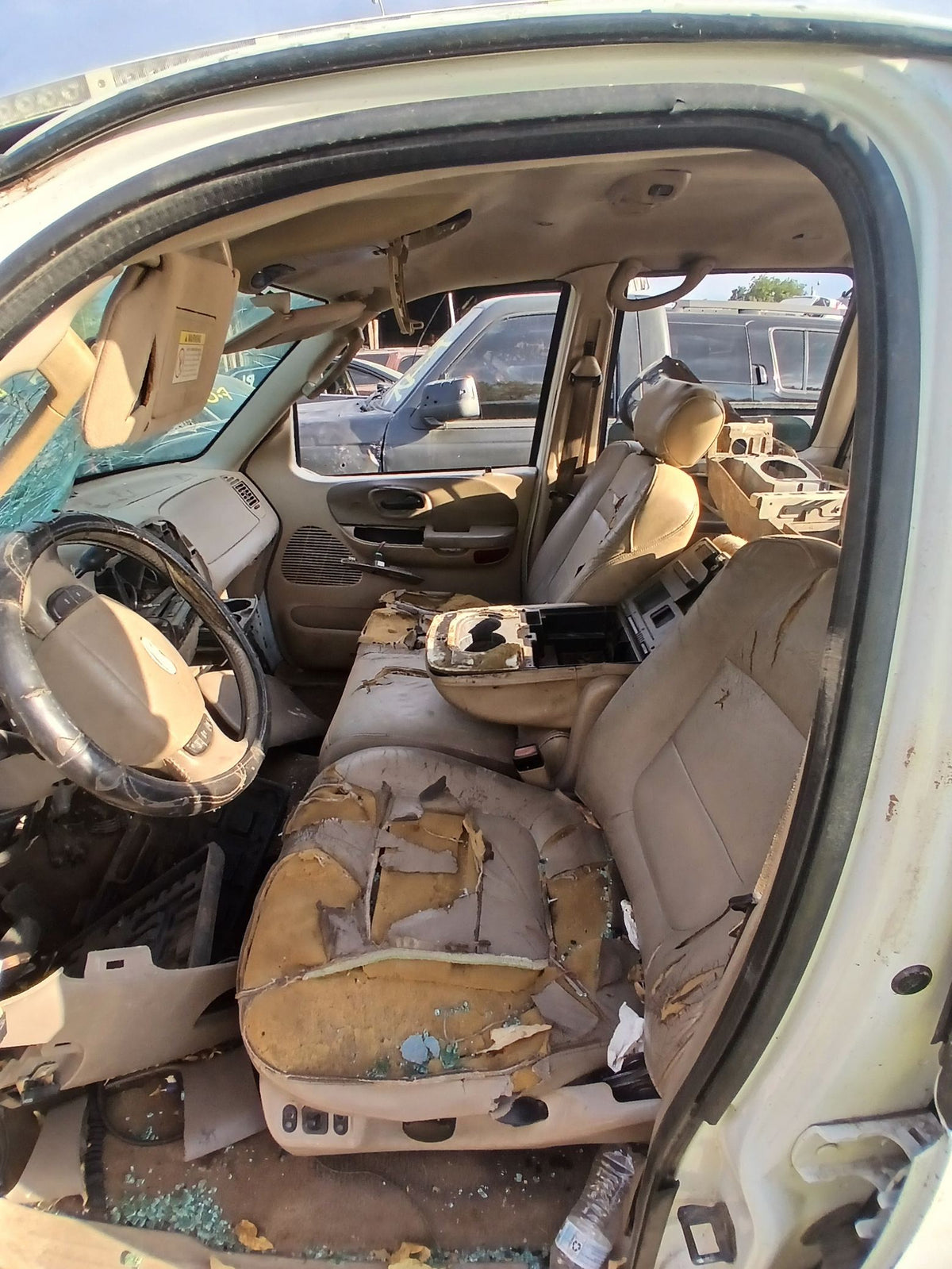 CA_VEHICLE_MEDIA:13146699592:3276572289