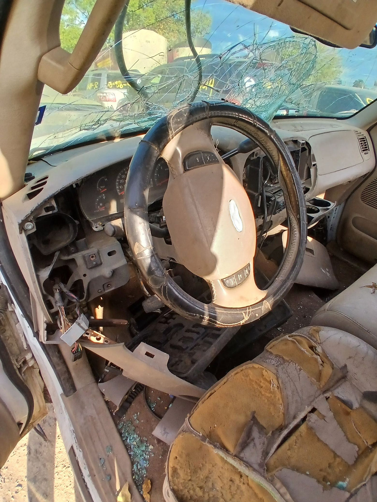 CA_VEHICLE_MEDIA:13146699592:3276572620