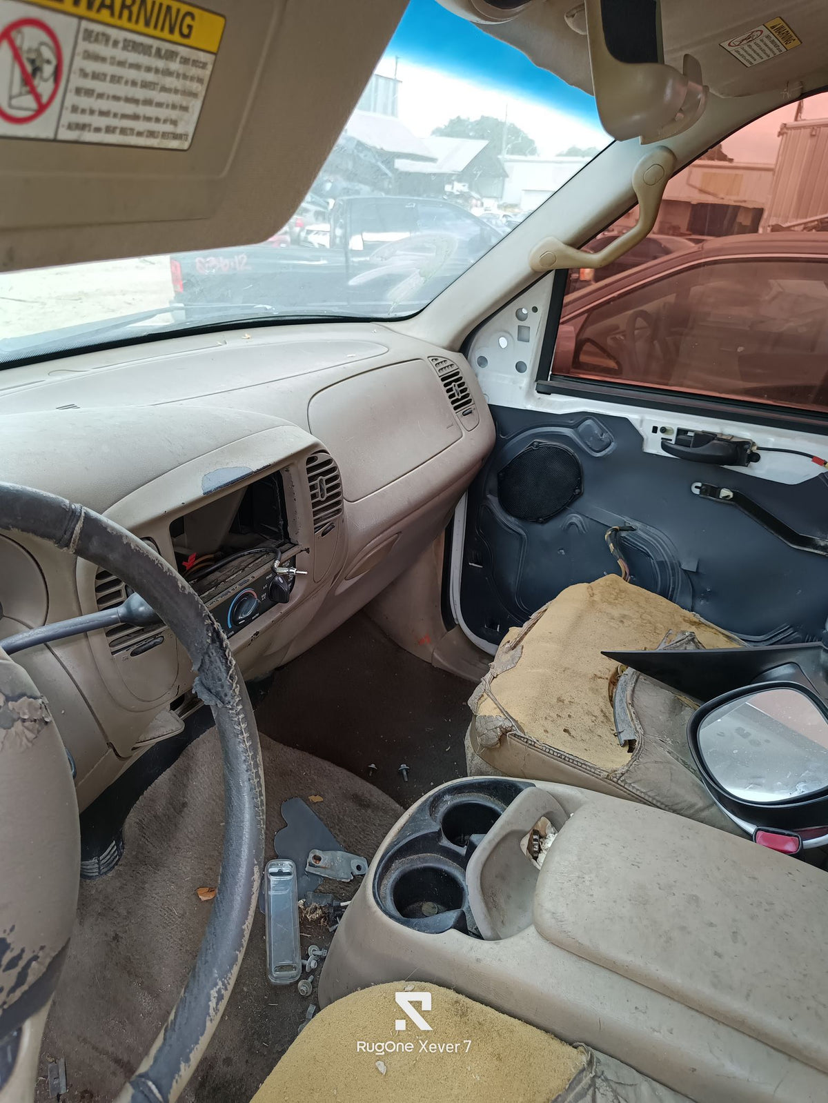 CA_VEHICLE_MEDIA:13146702199:3276856222