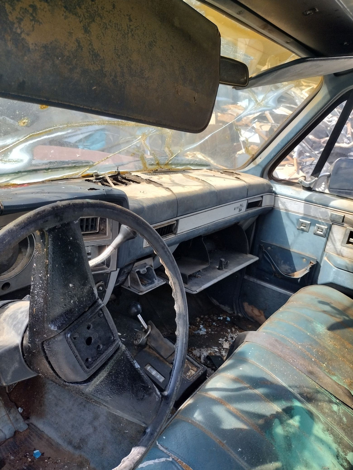 CA_VEHICLE_MEDIA:13146702202:3277761927