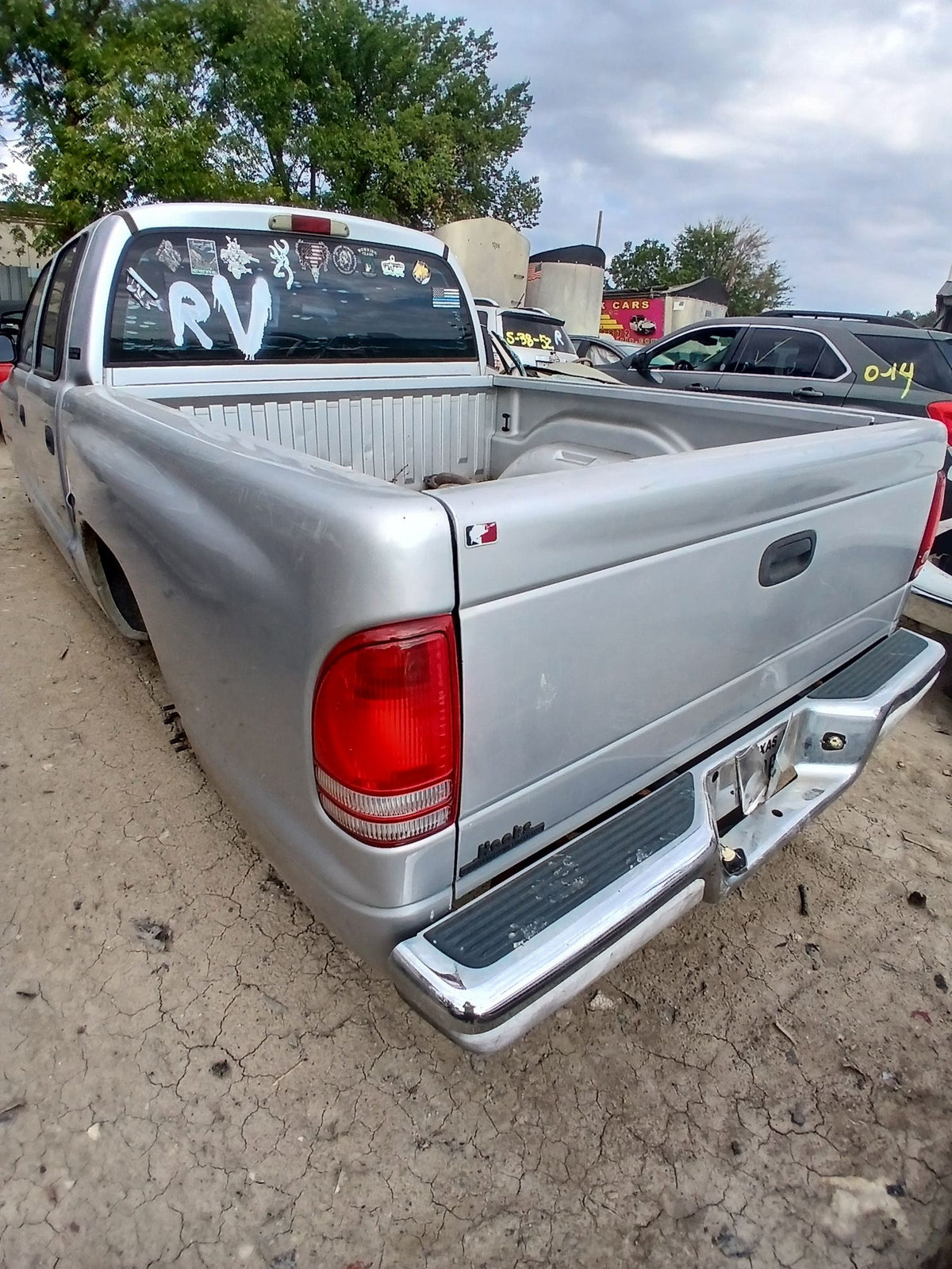 CA_VEHICLE_MEDIA:13146702205:3276737291