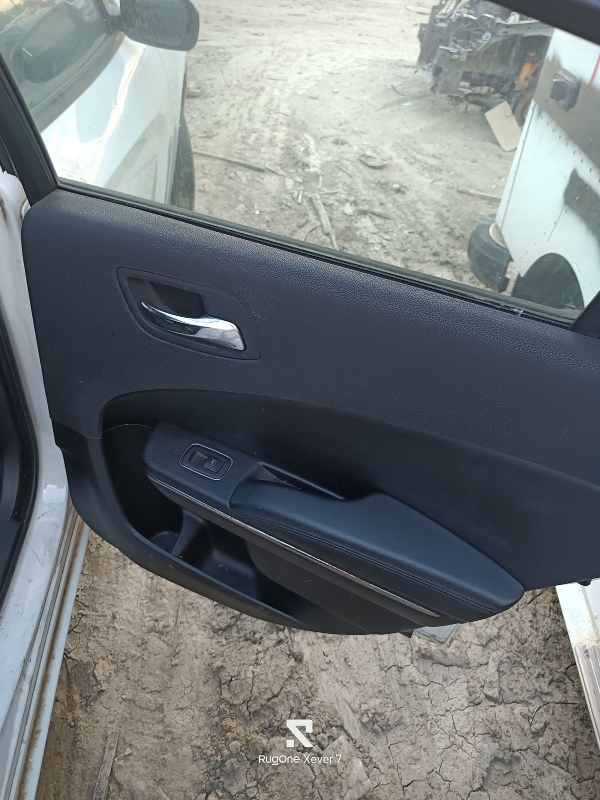 CA_VEHICLE_MEDIA:13146708276:3276328381