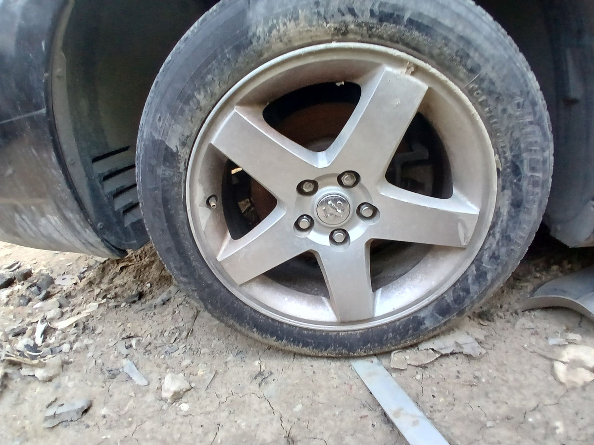 CA_VEHICLE_MEDIA:13146708278:3276415293